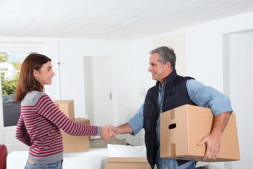 Full packing service in Croydon for a house relocation